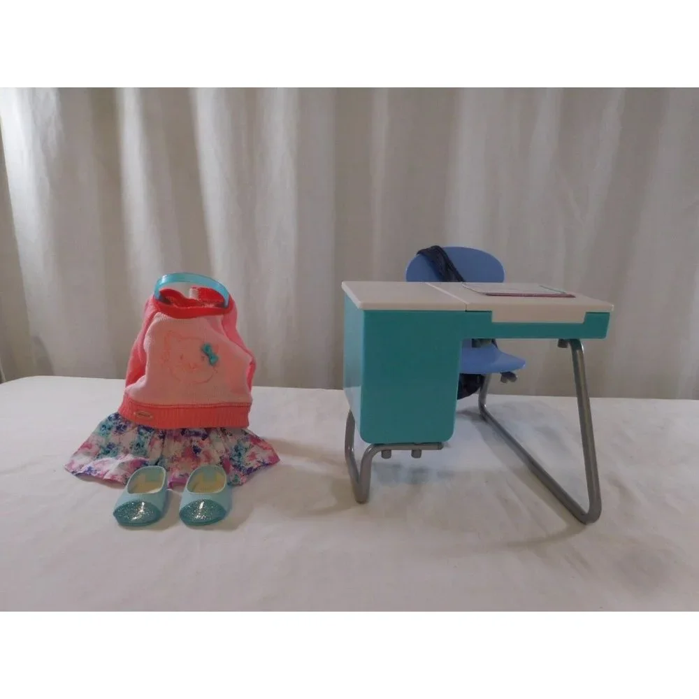 American Girl Desk + School Set Including School Outfit + Shoes and Backpack‎